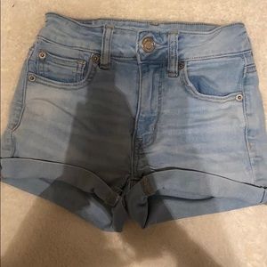 light wash american eagle shorts